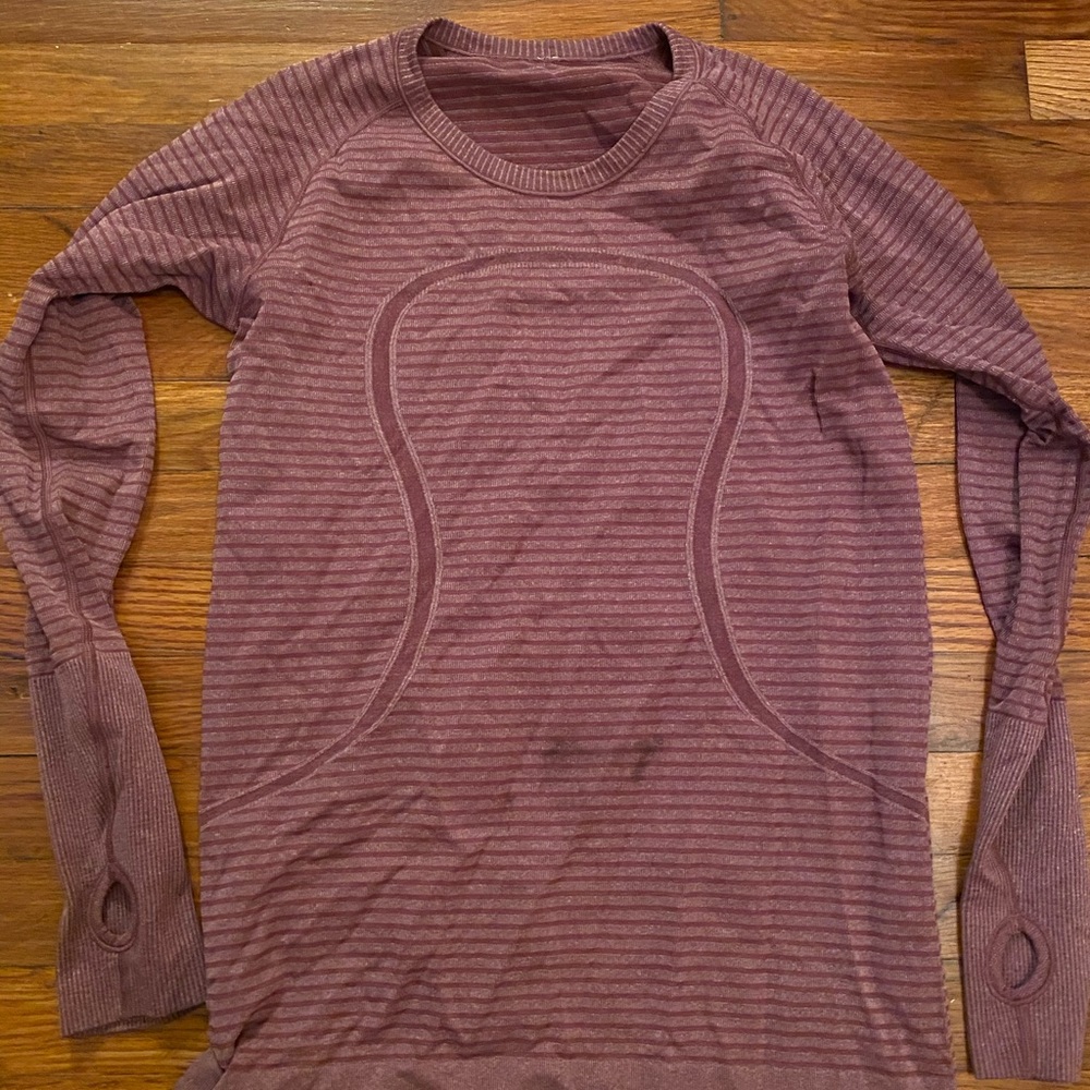 Lululemon long sleeve top